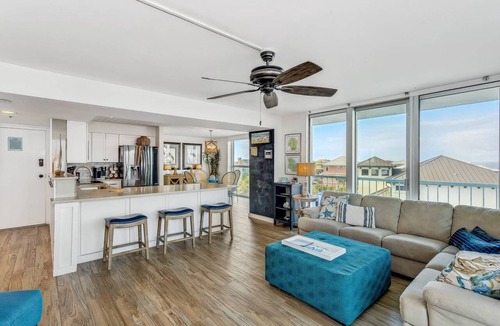 Pensacola Beach Condo | Rare 3 Bedroom Condo on the Sound | Breathtaking Views from this Completely Updated Beautiful Condo
