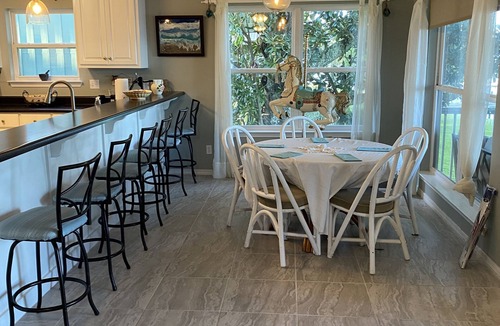 Fairhope House | Rare find! Lovely Beachfront Home with your own pier and newly added sandy beach
