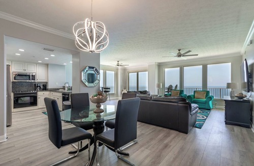 Lower Grand Lagoon Condo | Recently updated luxury unit at Treasure Island resort 3BR * 19th floor.