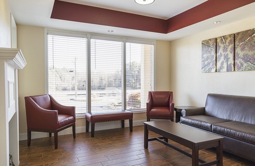 Scottsboro Hotel | Red Roof Inn & Suites Scottsboro