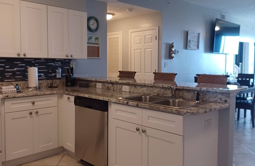 Fort Morgan Pines Condo | Reduced PRICE! FREE rent WET SLIP, new remodeled Condo, WATERFRONT, BEACH, BAY!