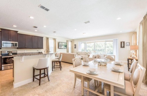 Reunion Cottage | Refurbished Lux 6 Bed Golf Views at Reunion Resort by Shine Villas