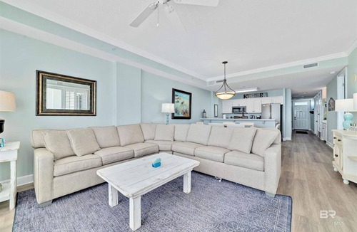 Orange Beach East Apartment | Regency Isle 1102 3 3 2 covered parking spots PENTHOUSE