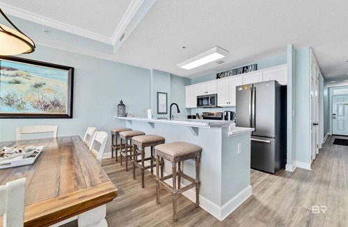Orange Beach East Apartment | Regency Isle 1102 3 3 2 covered parking spots PENTHOUSE
