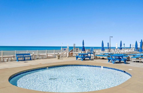 Biltmore Beach Apartment | Regency Towers by Resort Collection
