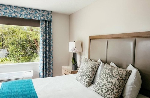 Key Largo Hotel | Relax and Unwind! Free Parking, Onsite Swimming Pool, Near Dolphins Plus