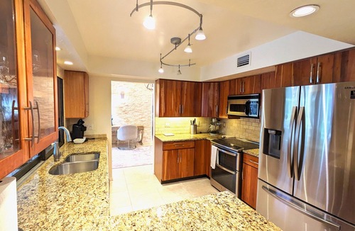 North Naples House | Relax on 1 acre in Heart of Naples, Privacy, Gym, Pool, Hot Tub, Fireplace