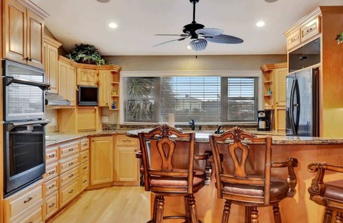 Independence Square Apartment | Relax on the Beach! Private Balcony Oceanview