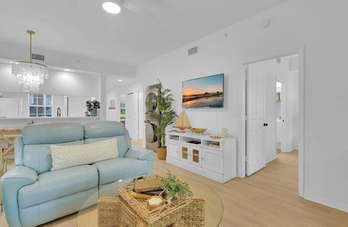 Bonita Shores Condo | Relax & Unwind in Bonita Springs – Stylish Condo Near Beaches, Dining & Golf!