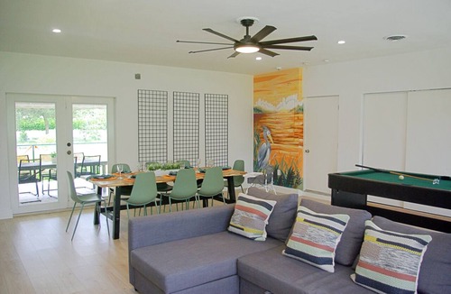 Homestead House | Relaxing Farmhouse b/w Miami & Florida Keys! Newly Renovated Family/Pet-Friendly