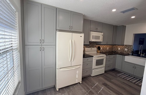Lake Magdalene House | Relaxing, newly renovated 2 bedroom townhome in vibrant Tampa