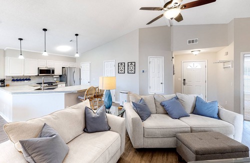 Emerald Shores House | Renovated, quiet home with dog-friendly yard, AC & deck - watch the Blue Angels