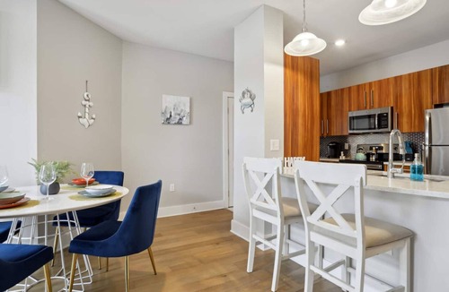 Highlands - Perkins Condo | River House Apartments