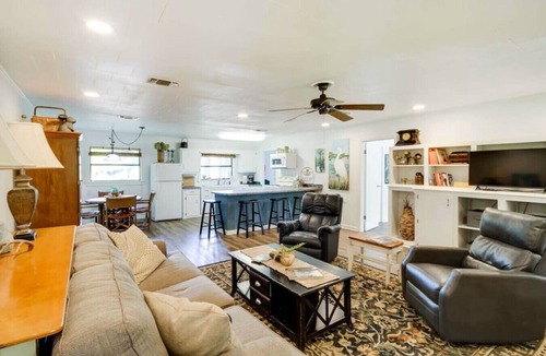 McComb House | River`s Edge Retreat