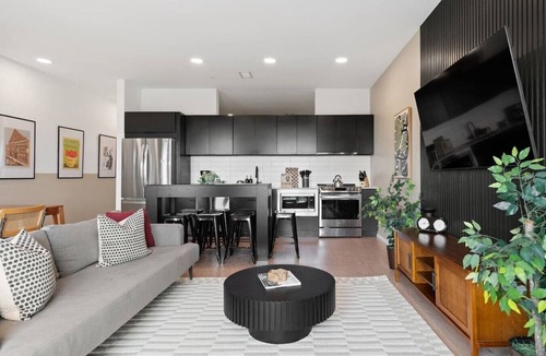 North Capitol Apartment | River View Luxury Condo with Garage, Walk to Downtown
