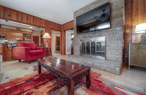 Old Seminole Heights House | Riverfront ☆ Spacious ☆ Original Mid-Century Ranch