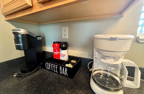 North Capitol Condo | Riverside Rhythm! Waterfront condo near Broadway, Nissan Stadium, Sounds, etc!