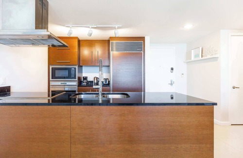 Downtown Miami Apartment | Riverwalk Access | Chic Brickell Condo