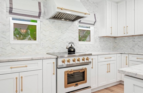 Laurel Park House | Roaring 20s Bungalow - Laurel Park - Outdoor Space - 3-Bedroom, 3-Bathroom