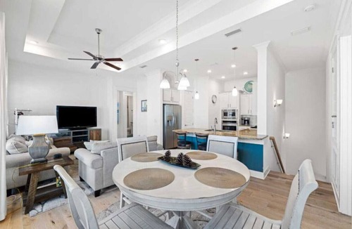 Panama City Beach Villa | Robin`s Nest on 30A 5* New Golf Cart