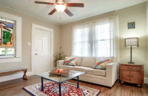 Mobile Cottage | Robinson Bayou's Yellow Door Cottage