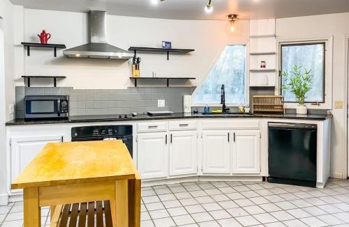 Normal House | Rocket City's Original Space Dome