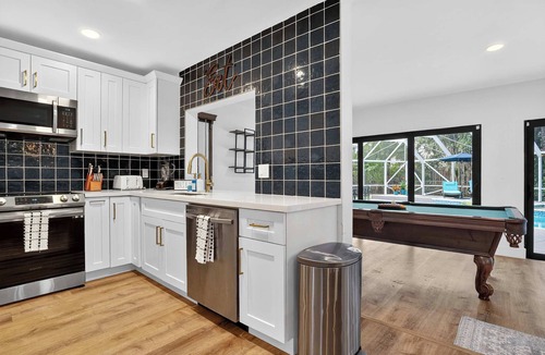 Delray Beach House | Rove Travel | Seabreeze Court | Pool & Hot Tub