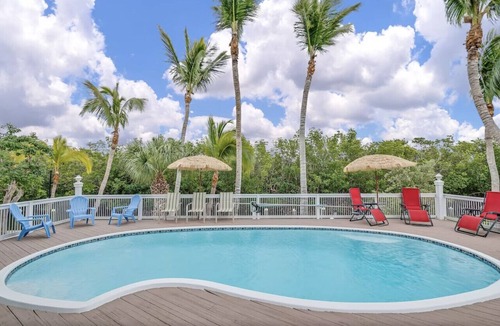 Captiva House | Rum Cove 4BR Waterfront North Captiva Home with Pool & Golf Cart