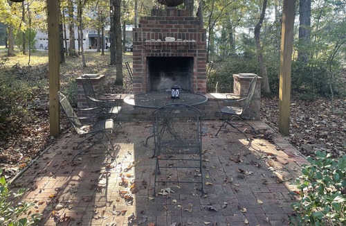 Selma House | Rustic Barn on Alabama River!