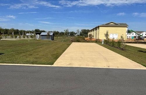 Foley Resort | RV Lot in Grand Riviera RV Resort in Foley, AL. Six Miles from the beach!