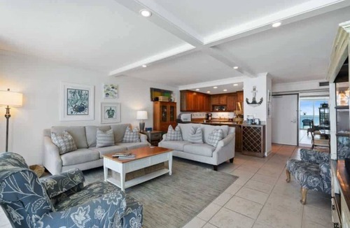 Villa Sabine Condo | Sabine 10D - 𝑺𝒆𝒂𝒈𝒍𝒂𝒔𝒔 𝑯𝒂𝒓𝒃𝒐𝒓