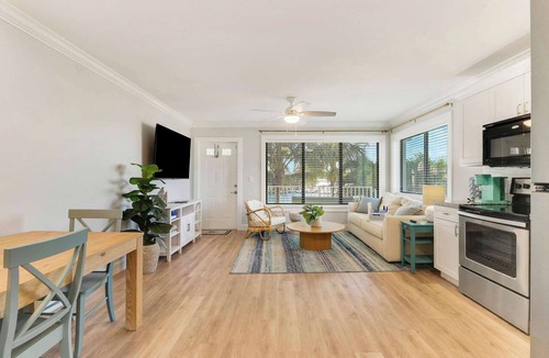 Stuart Apartment | Sailfish Suites 7 - Waterfront Lodging