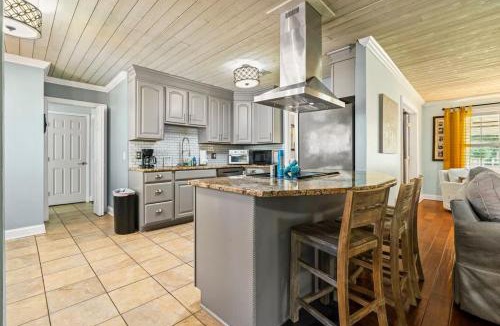 Fruit Cove House | Saint Johns Oasis - Pool Hot Tub Grill