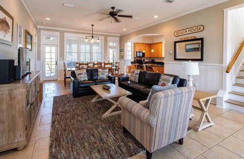 Gulf Trace House | SALE~"Lucky Dog"~Gulf Trace~Heated Pool~Gulf, State Park Views~Beach Gear