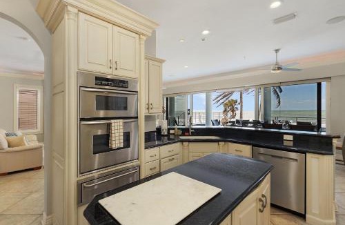 Bonita Springs House | Saltwater Sanctuary