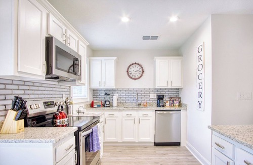 San Jose House | San Marco Retreat~Fam Trip Tranquil Oasis~Home plus studio~Sleeps12~5Br