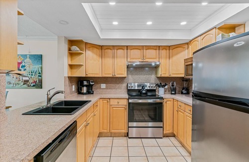 Indian Shores Condo | Sand Castle II 306 - GULF FRONT CORNER PET FRIENDLY Condo!