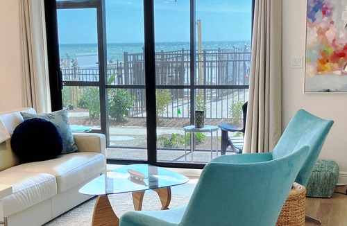 Sanibel Condo | Sanibel 1-bedroom Beachfront Condo!