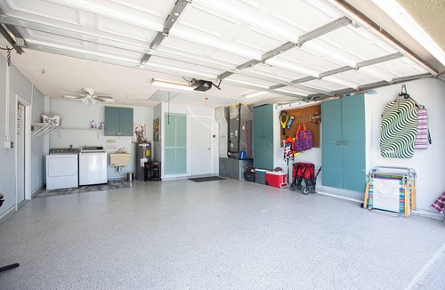 Lake Sarasota House | Sarasota 3 Bedroom House with salted water pool near Siesta Key