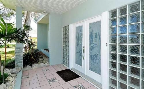 Bay Acres House | Sarasota Home With Pool