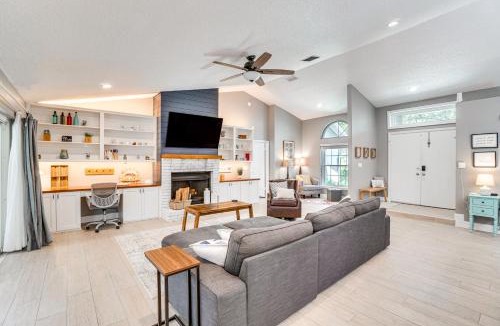 Orlando House | Screened Lanai + Fenced Yard: Luxe Orlando Home