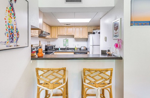 Villa Sabine Apartment | Sea La Vie Condo: Pensacola Beach Access!