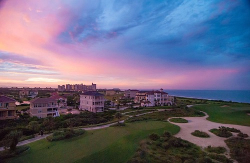 Flagler Beach House | Sea Legs Charming Beachfront Cottage in Flagler Beach - Steps to the Sand, Sunrises & Sunsets