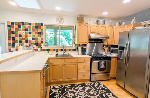 Summerplace House | Seaside Tropical Treehouse on Orchid Island - Walk to Dog-Friendly Private Beach