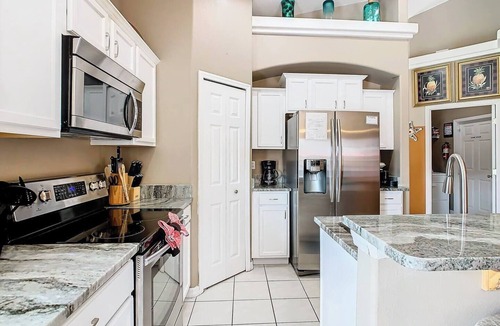 Four Corners Villa | Sebastian Luxury Pool Villa with Spa and Game Room And Minutes To Parks