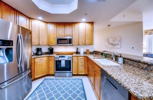 Cape Harbour Condo | Sept-15% Discount! 10th flr lux condo-Cape Harbour