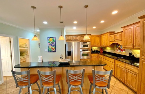 Morgantown House | Sept Discounted! Great views, pools, tennis