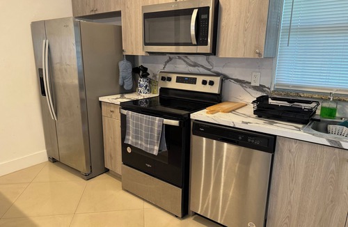 Yacht Club House | Serene 2-bedroom house with AC in lovely Cape Coral
