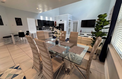 Orlando Villa | Serene 3-bedroom villa with AC in vibrant Orlando