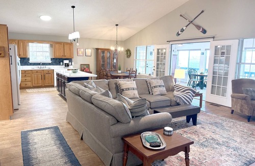 Tallahassee House | Serene Lake Talquin Waterfront Lakehouse on Forest Border w/Beautiful Views